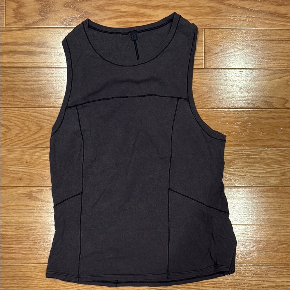 Lululemon grey tank top